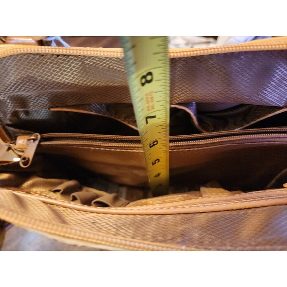 NWT Madi Claire Sand Wagner LEATHER CROCO Embossed SATCHEL BAG PURSE Heart Hand - Picture 6 of 9